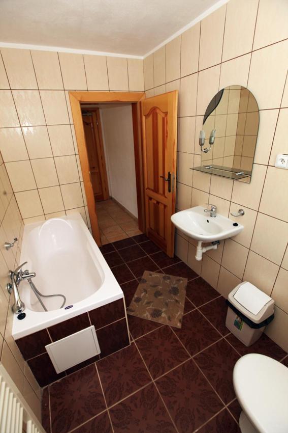Penzion Krasula Sebesér Kültér fotó